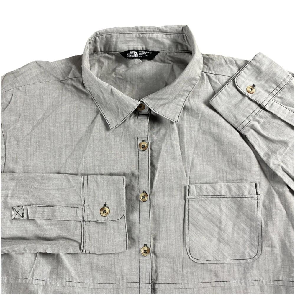 The North Face Long Sleeve Stevie Woven Button Up Shirt Long Tails Gray Womens M